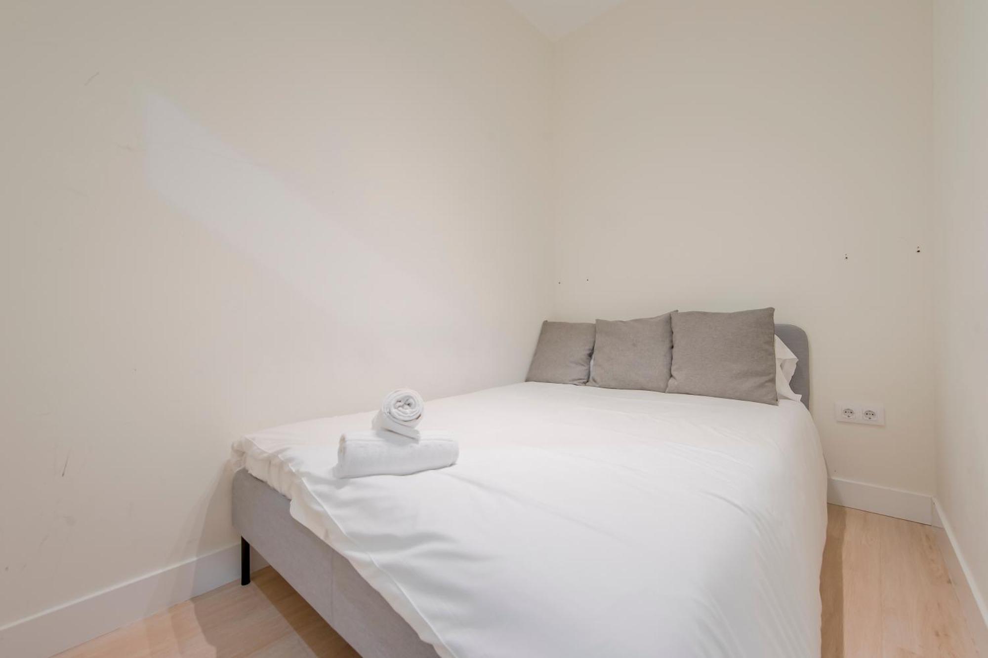 Nuevo Apt Para 7 Pax En Malasana - Gran Via E1 Apartamento Madri Exterior foto